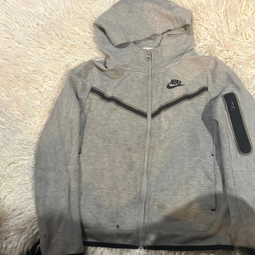 NIKE TECH HOODIE!